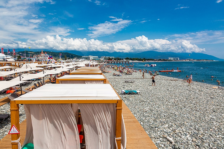 «Роза Хутор» открывает пляжный сезон, фото 1 - круглогодичный курорт «Роза Хутор»
