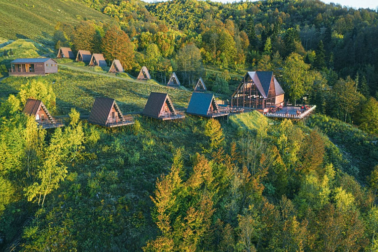 Горный курорт «Роза Хутор» поддерживает III Ежегодный Всероссийский архитектурный конкурс «Зелёный приют туриста», фото 1 - круглогодичный курорт «Роза Хутор»